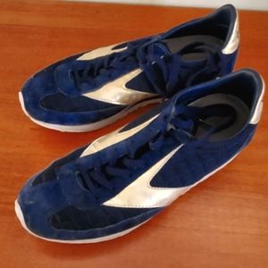 Brooks Vanguard Heritage athletic shoes, size 8